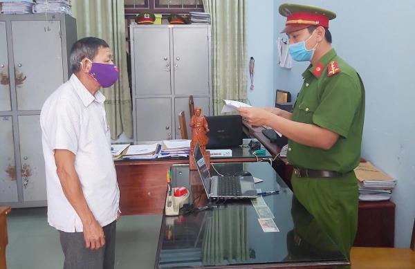 Làm giả sổ đỏ, 2 cán bộ địa chính xã lãnh án