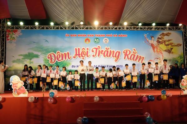 Khai mở Đêm hội trăng rằm Tết trung thu