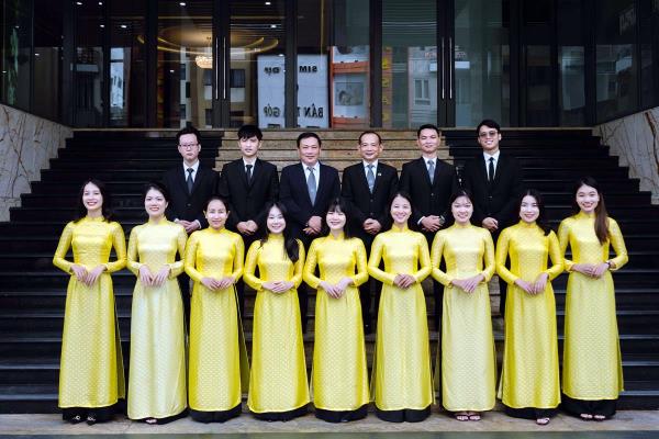 Con riêng có được hưởng di sản thừa kế của cha dượng, mẹ kế không?