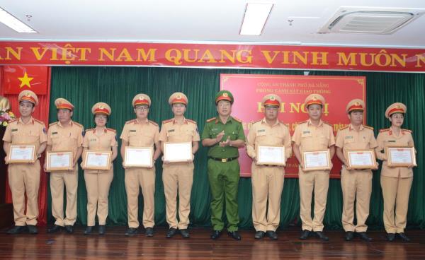 Tập trung các giải pháp, tiếp tục kéo giảm Tai nạn giao thông trong năm 2024