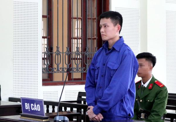 Phó giám đốc vỡ nợ đi cướp ngân hàng