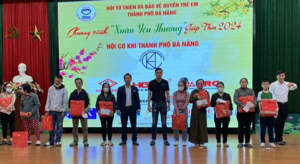 Chương trình Xuân yêu thương đến người nghèo