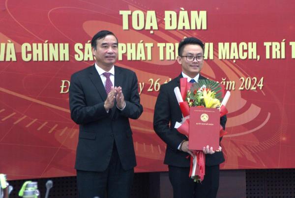 Trung tâm nghiên cứu, đào tạo thiết kế vi mạch và trí tuệ nhân tạo đầu tiên cả nước được thành lập tại Đà Nẵng