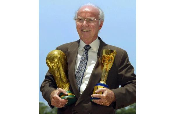 Kỷ lục gia 4 lần vô địch World Cup Mario Zagallo qua đời