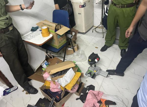 Nhức nhối tình trạng chế tạo, mua bán súng qua mạng