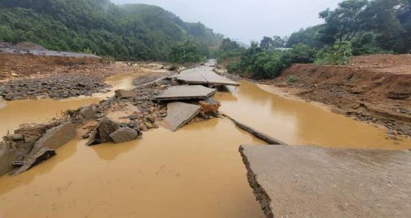 Quảng Trị: Nước lũ rút chậm, nhiều hồ đập gần đầy dung tích thiết kế