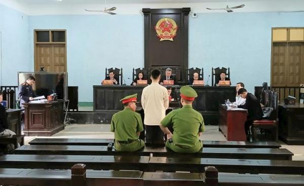 Suýt đoạt mạng người khác vì nghi bị cười đểu