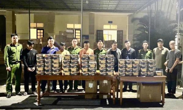 Chặt đứt đường dây buôn bán hàng tấn pháo