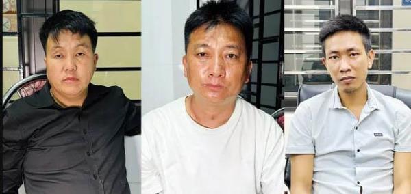 Bắt quả tang 3 đối tượng mua bán trái phép 1 bánh heroin