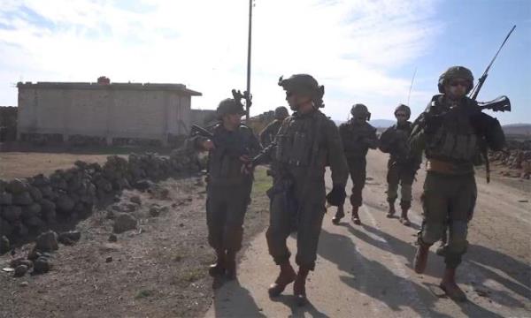 Israel tiến quân vào Syria