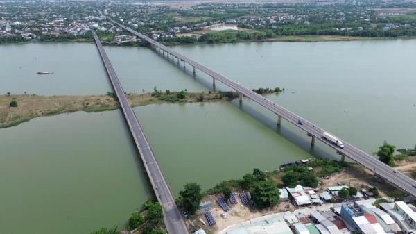 Từ ngày 23-12 cấm xe ô-tô lưu thông qua cầu Câu Lâu
