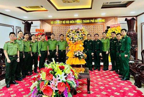 Các cơ quan, đơn vị thăm, chúc mừng Bộ đội biên phòng thành phố