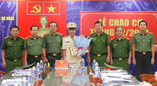 Nhiều tập thể, cá nhân Công an TP Đà Nẵng và Công an tỉnh Quảng Nam được các cấp khen thưởng