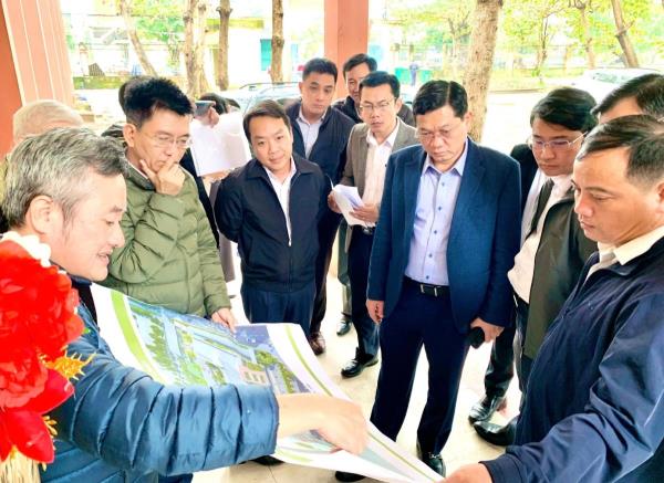 Kiểm tra thực tế chủ trương đầu tư dự án cải tạo, nâng cấp cơ sở 2 trường THCS Lê Độ thành cơ sở mới Trường THCS Phan Bội Châu, P. Phước Mỹ, Q. Sơn Trà