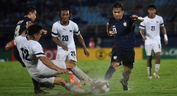 Rã đàn trước vòi Voi chiến?