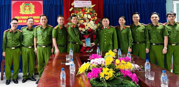 Lãnh đạo Công an TP Đà Nẵng chúc mừng lực lượng điều tra nhân Ngày truyền thống