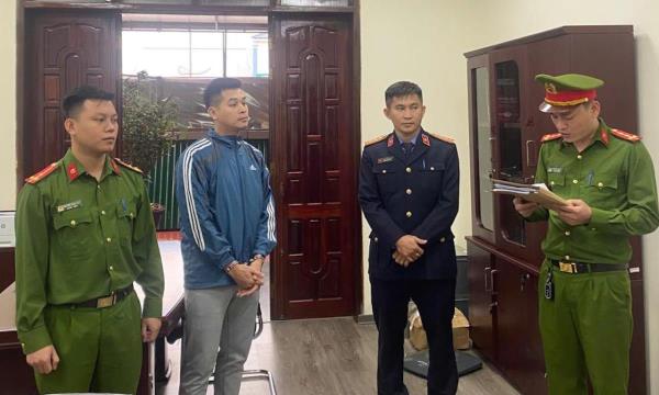 Khởi tố giám đốc phòng giao dịch lừa đảo chiếm đoạt 10 tỷ đồng