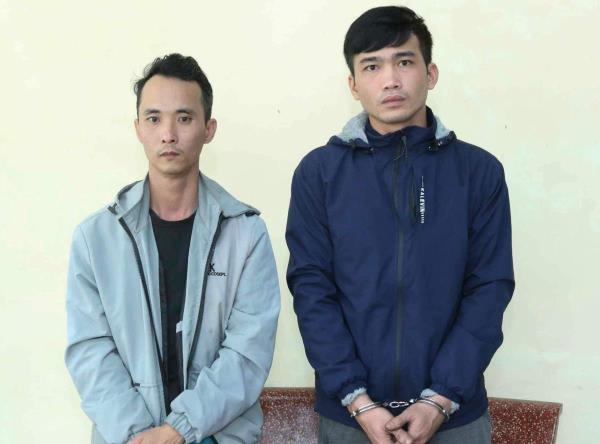 Bắt giữ hai nhân viên xưởng giặt tàng trữ ma tuý