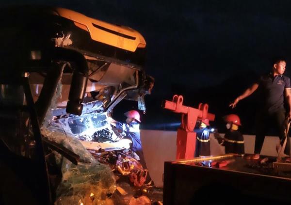 Tai nạn chết người trên cao tốc