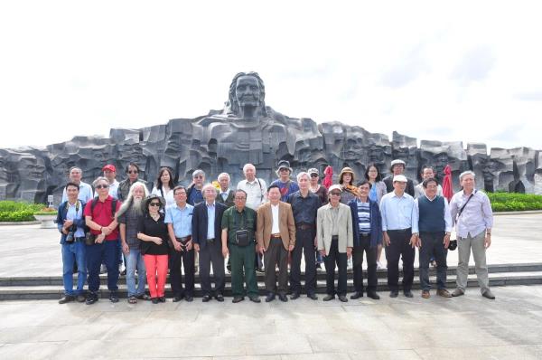 Viết cho Khát vọng Hòa bình