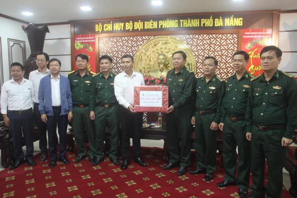 Lãnh đạo TP Đà Nẵng thăm, chúc Tết các cơ quan, đơn vị