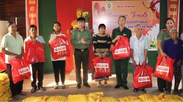 Công an Đắk Nông với chương trình Tết Nhân ái – Lan tỏa yêu thương, Xuân yêu thương, Tết sẻ chia