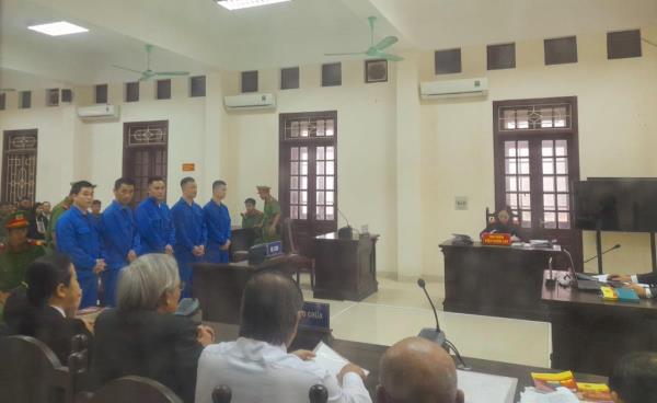 Quảng Trị: Tuyên 3 án tử hình, 2 án chung thân các đối tượng mua bán, vận chuyển gần 30.000 viên ma túy hồng phiến