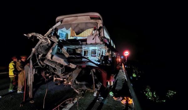 Cao tốc Cam Lộ - La Sơn liên tục xảy ra tai nạn: Thủ tướng yêu cầu làm rõ trách nhiệm