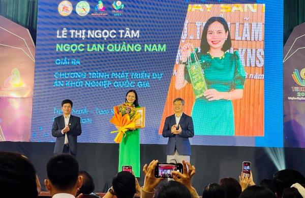 Người giữ lửa nghề làm nước mắm truyền thống Tam Thanh
