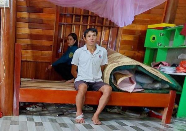 Bóc trần vỏ bọc của cặp đôi mở đại lý ma túy tại nhà