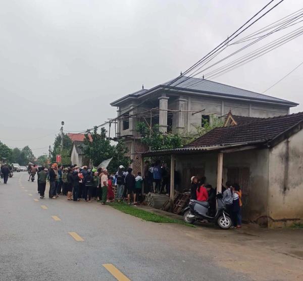 Hai bà cháu thương vong do gã hàng xóm truy sát