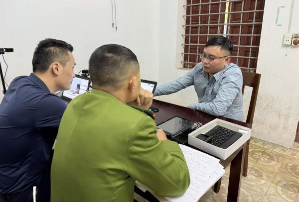 Bắt đối tượng giả danh nhà báo lừa đảo chiếm đoạt 100 triệu đồng