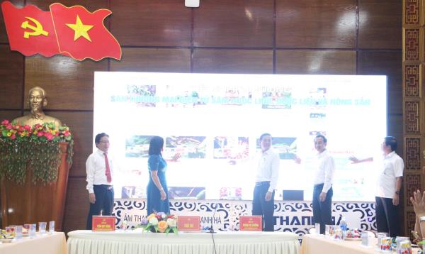 Khách hàng thỏa sức mua sâm Ngọc Linh chất lượng trên sàn Thương mại điện tử