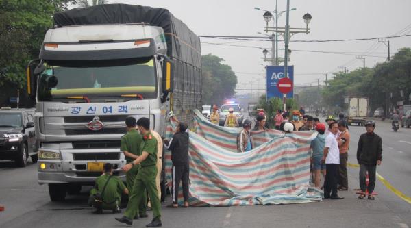 Vì sao Đoàn ĐBQH tỉnh Quảng Trị đề xuất không cấm phương tiện cỡ lớn trên cao tốc Cam Lộ - La Sơn?