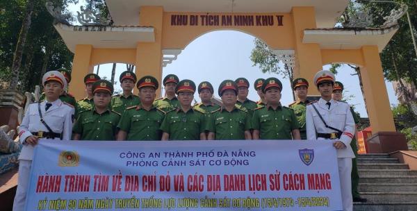 Lực lượng Cảnh sát cơ động Công an TP Đà Nẵng tổ chức nhiều hoạt động ý nghĩa