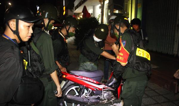 Lá chắn thép bảo vệ thành phố đáng đến và đáng sống