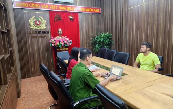 Đánh sập đường dây cho vay lãi nặng xuyên quốc gia quy mô lớn