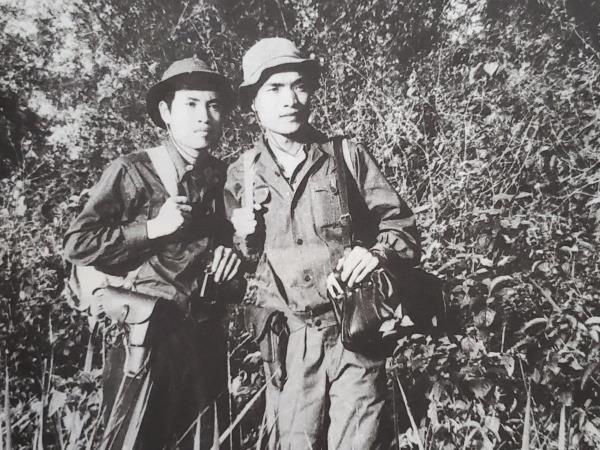 Hồi ký phóng viên chiến trường