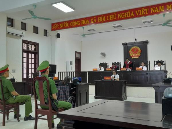 Lừa đảo, sử dụng sổ đỏ giả vì sa lầy lướt cọc