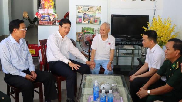 Trân trọng, biết ơn sâu sắc các chiến sĩ, thanh niên xung phong góp phần làm nên chiến thắng Điện Biên Phủ