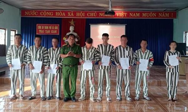 Giảm án cho 19 phạm nhân tại Trại Tạm giam Công an TP Đà Nẵng