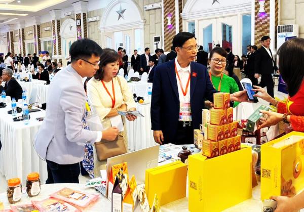 Cơ hội xuất khẩu sang thị trường Lào đầy tiềm năng