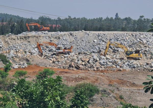 Giao cơ quan chức năng tiến hành điều tra