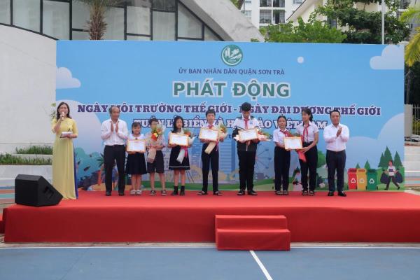 Quận Sơn Trà phát động, ra quân vì môi trường xanh- sạch- đẹp