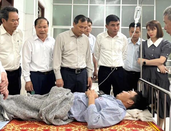 Sạt lở núi kinh hoàng chôn vùi 3 công nhân