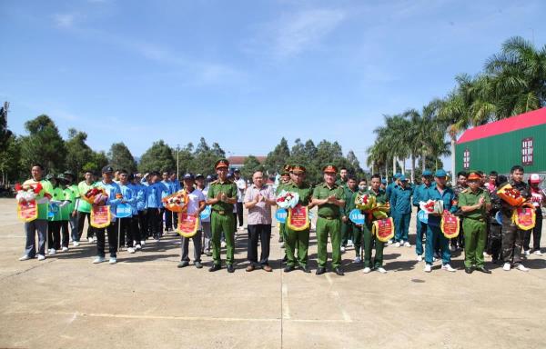 Đắk Glong tổ chức thành công Hội thi nghiệp vụ chữa cháy và CNCH cấp huyện năm 2024