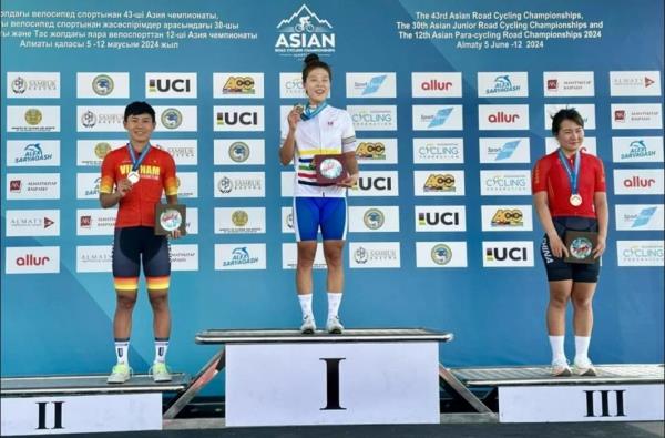 Cua-rơ Nguyễn Thị Thật giành HCB tại Giải Xe đạp đường trường vô địch châu Á 2024