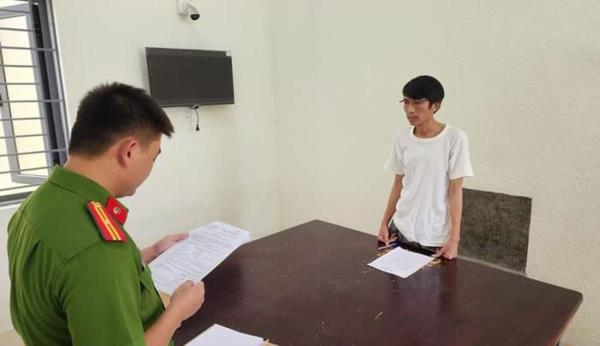 Khởi tố đối tượng lạm dụng tín nhiệm chiếm đoạt tài sản