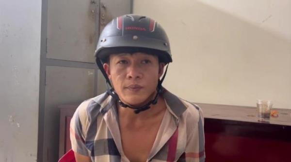 Dùng roi điện đi cướp tài sản