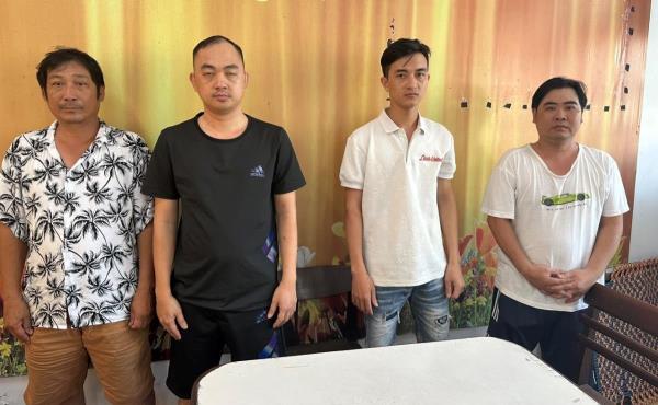 Đánh sập đường dây cá độ bóng đá tiền tỷ qua mạng Internet